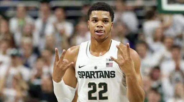 有可能夺得 有可能夺得