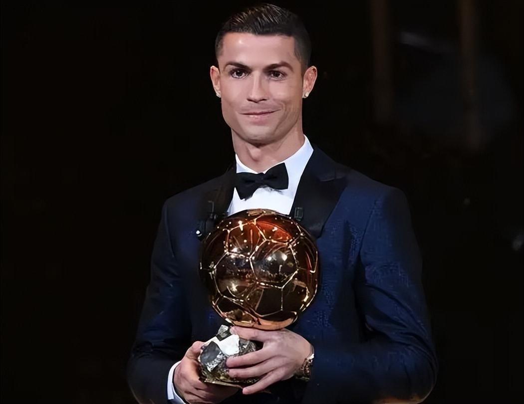 低位策应 低位策应