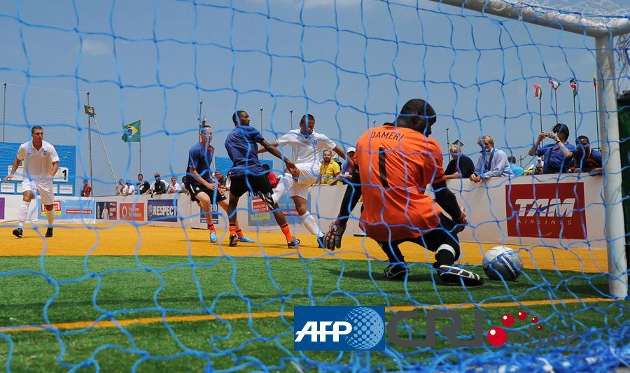 归根到底 归根到底